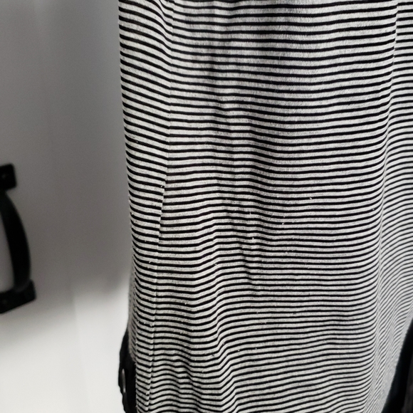 SOLD Mystree Tank Top - Picture 8 of 10